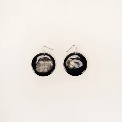 Bijoux - Boucles d'oreilles disque plein en corne noire marbrée - Crochets - L INDOCHINEUR X RIVÊT