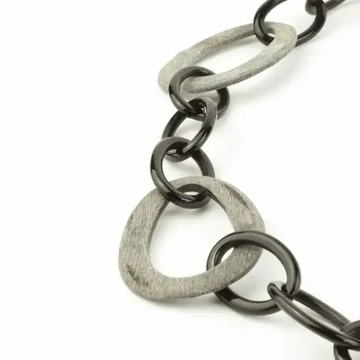 Bijoux - Sautoir anneaux éuf en corne noire rÃ¢pée - L INDOCHINEUR X RIVÊT