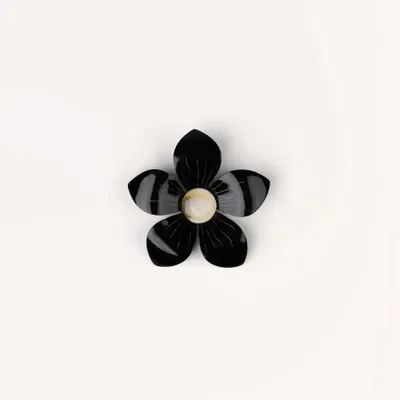 Brooches - Two-tone flower brooch in plain black horn - L INDOCHINEUR X RIVÊT
