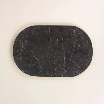 Kitchen utensils - Oval cutting board in black marble - L INDOCHINEUR X RIVÊT