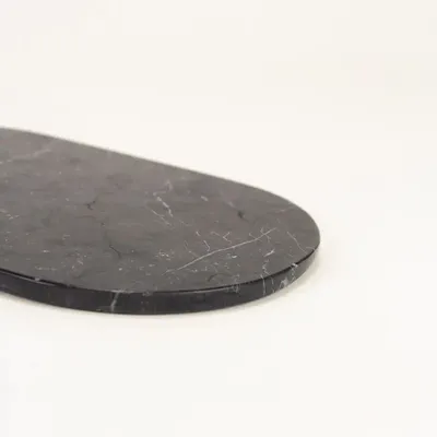 Kitchen utensils - Oval cutting board in black marble - L INDOCHINEUR X RIVÊT