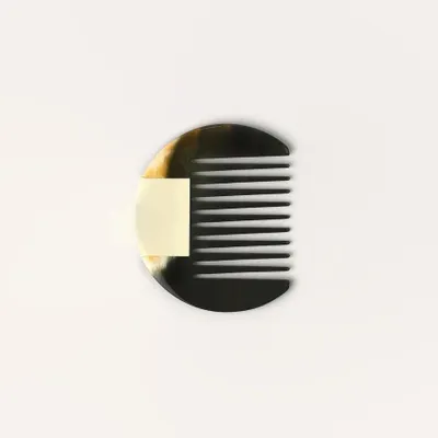 Hair accessories - Afro comb, marbled black horn, ivory line lacquer - L INDOCHINEUR X RIVÊT