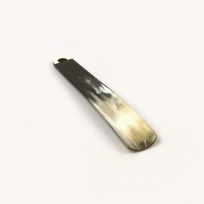 Decorative objects - Shoehorn in marbled black horn and ivory lacquer - L INDOCHINEUR X RIVÊT