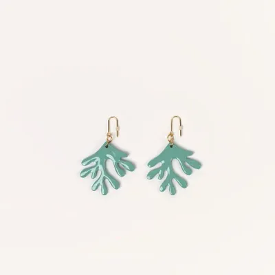 Bijoux - Boucles d'oreilles corail laquées vert d'eau - Crochets or fin - L INDOCHINEUR X RIVÊT