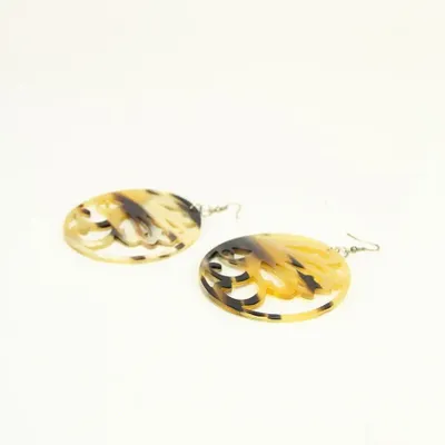 Jewelry - Round lace earring in African black horn - Hooks - Marbled black horn - L INDOCHINEUR X RIVÊT