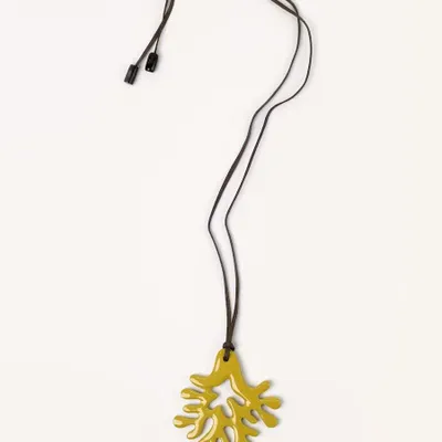 Bijoux - Pendentif grand corail en corne noire laque bronze 613C - L INDOCHINEUR X RIVÊT