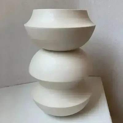 Poterie - Vase sculptural et géométrique en porcelaine blanche - Palindrome B3L - CALLIGRAMME