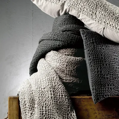 Linge de lit - Jeté Tana Craie 260 X 260 - MAISON VIVARAISE - SDE VIVARAISE WINKLER