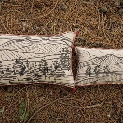 Coussins - Coussin brodé Dusko Sienne 40 x 65 - MAISON VIVARAISE - SDE VIVARAISE WINKLER