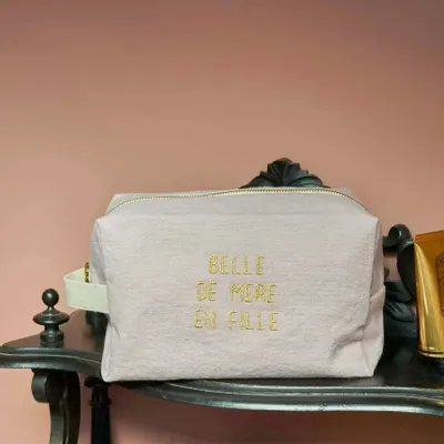 Pochettes - Trousse cube Belle Poivre rose L 22 x 14 x 10,5 - LA CERISE SUR LE GATEAU