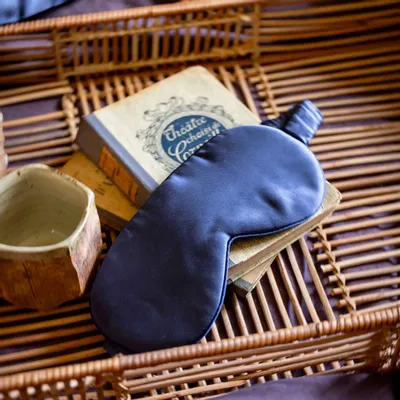 Vêtements de nuit - Masque de nuit Ashley Cobalt 9 x 23 - MAISON VIVARAISE - SDE VIVARAISE WINKLER