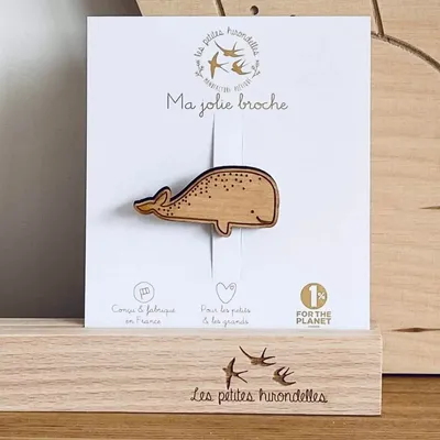 Broche en bois - Baleine - LES PETITES HIRONDELLES