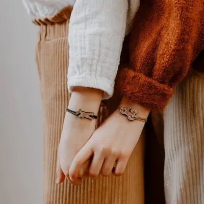 Bracelets - bracelet-en-bois-etoile-filante - LES PETITES HIRONDELLES