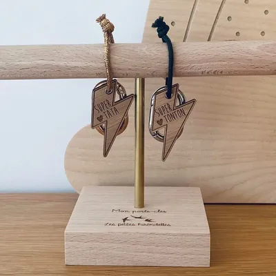 Cadeaux - Porte-clés en bois - Super Tonton - LES PETITES HIRONDELLES