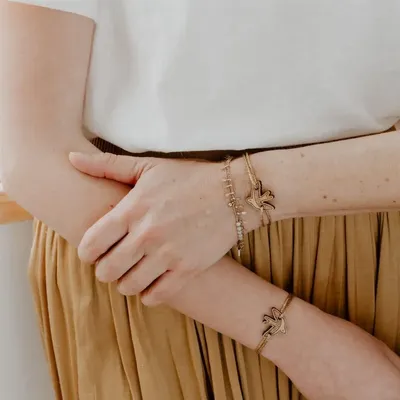 Bracelets - bracelet-en-bois-hirondelle - LES PETITES HIRONDELLES