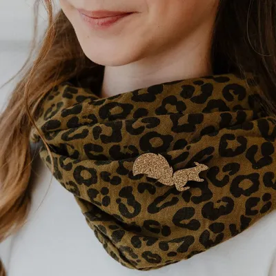 Broches - pin-s-feutrine-pailletee-ecureuil-volant - LES PETITES HIRONDELLES