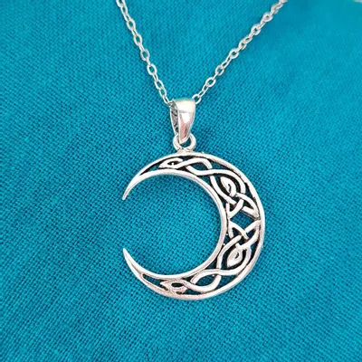 Jewelry - Silver moon pendant - MANDALASHOP
