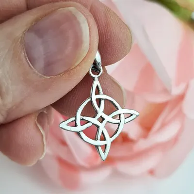 Jewelry - Witches Knot Pendant - Small Size - MANDALASHOP