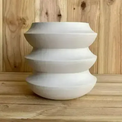 Poterie - Vase sculptural et géométrique en porcelaine blanche - Palindrome B4L - CALLIGRAMME