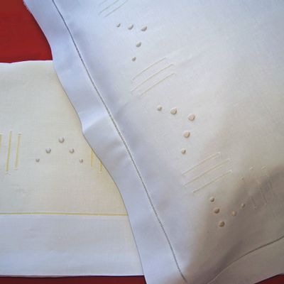 Bed linens - BED LINENS - LINHO DO CASTELO - LIN DE CHATEAU