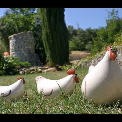 Céramique - La poulette - LES CERAMIQUES DE LUSSAN