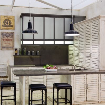 Wardrobe - CUISINE PLANTEUR - PROVENCE & FILS