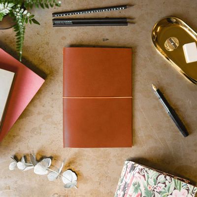 Leather goods - grand voyageur [passport] - PAPER REPUBLIC