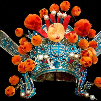 Unique pieces - Old Chinese Theater Headdresses - ASIADECORATION / OBJETSCHINOIS