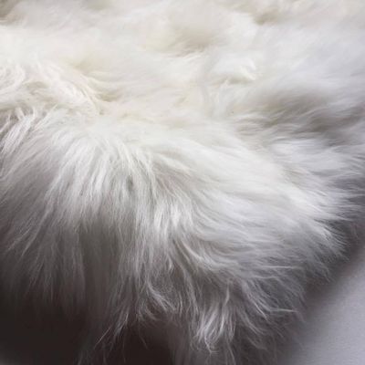 Throw blankets - 100% natural and dye-free Alpaca fur throw. - INATA