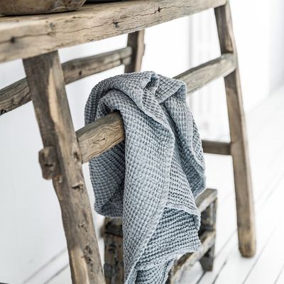 Other bath linens - Linen towel set in waffle in Light Gray - MAGICLINEN
