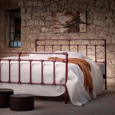 Quincaillerie d'art revêtement - Dessing industriel lit en fer fait main - Modèle Iris - VOLCANO - HANDMADE IRON BEDS