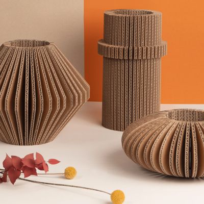 Vases - Vase made of recycled cardboard / cache-cache - TOUT SIMPLEMENT,