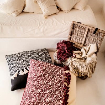 Comforters and pillows - Trama cushions collection - LE BOTTEGHE SU GOLOGONE