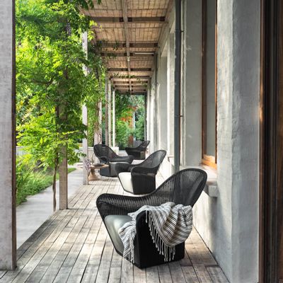 Lawn sofas - Manta lounge chair | lounge chairs - FEELGOOD DESIGNS