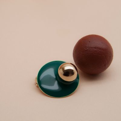 Jewelry - Circle Disc Pin - LES FEMMES À BARBES