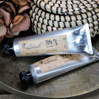 Beauty products - Éternel hand care - CHIC ANTIQUE A/S