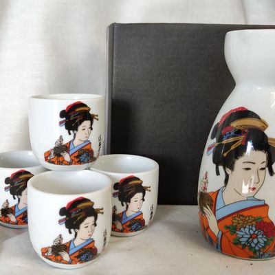 Mugs - Japanese sake service - GALERIE D'ORIENT