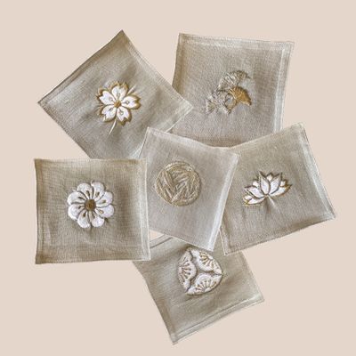 Mugs - Gold & Silver Embroidered Table Linen - ZAOZAM