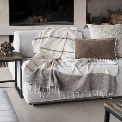 Decorative objects - Oslo Jacquard XXL Throw - FEBRONIE