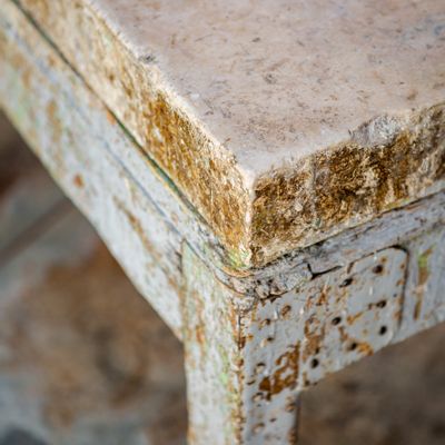 Mobilier et rangements pour bureau - Table de travail avec plateau en pierre - ALL'ORIGINE