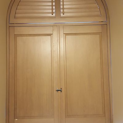 Windows - JASNO SHUTTERS - interior shutter for historic and classified buildings - JASNO