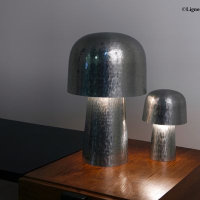 Table lamps - Hammered Hatter - LIGNES DE DEMARCATION