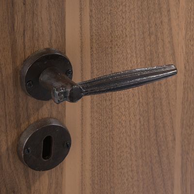 Doorknobs - GALON Door handle - OBJET INSOLITE