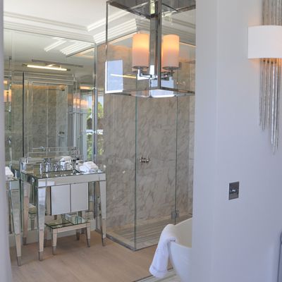 Hanging lights - Exclusive Pendant BELLEFEU VITRINE - AUTHENTAGE LIGHTING