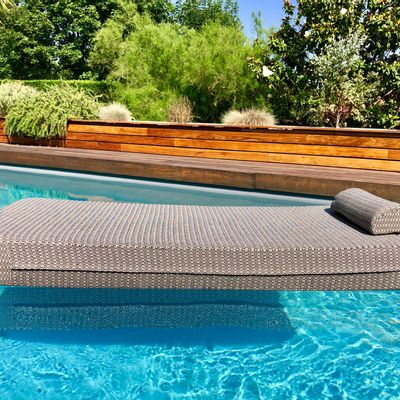 Chaises longues - LE POOL BED | Matelas 2 en 1 - COZIP