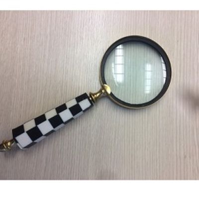 Design objects - magnifying glass - FANCY