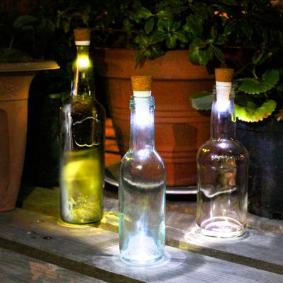 Objets design - Lumière bouchon de bouteille led - SUCK UK