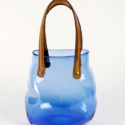 Design objects - Déballe ton sac, blown glass and leather. - DONZÉ ANNE & VINCENT CHAGNON