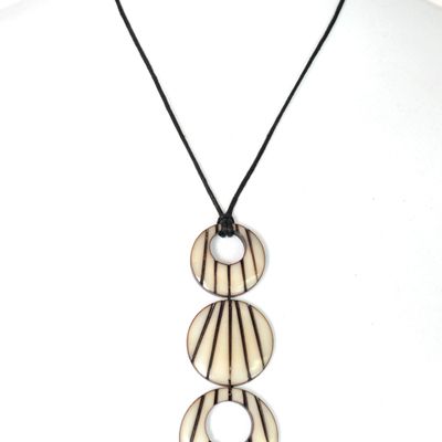 Jewelry - Pendentif Bagnos - TAGUA AND CO