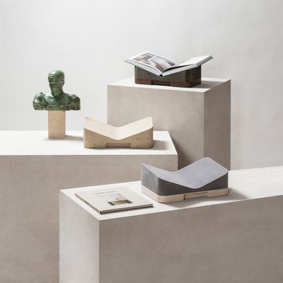 Design objects - LLOYD BOOKSTAND - GIOBAGNARA